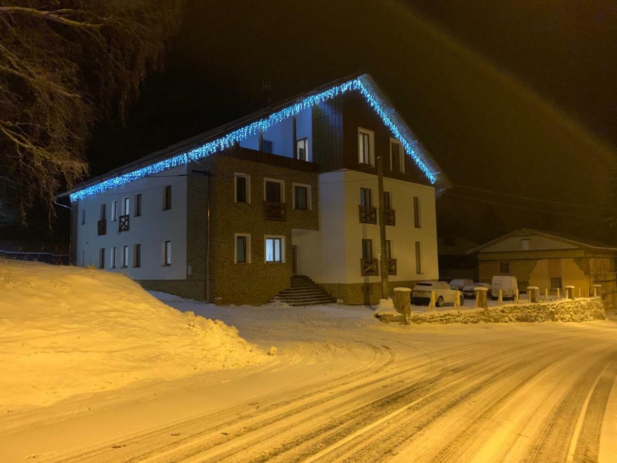 Apartmány Anička Zelezna Ruda Exterior foto