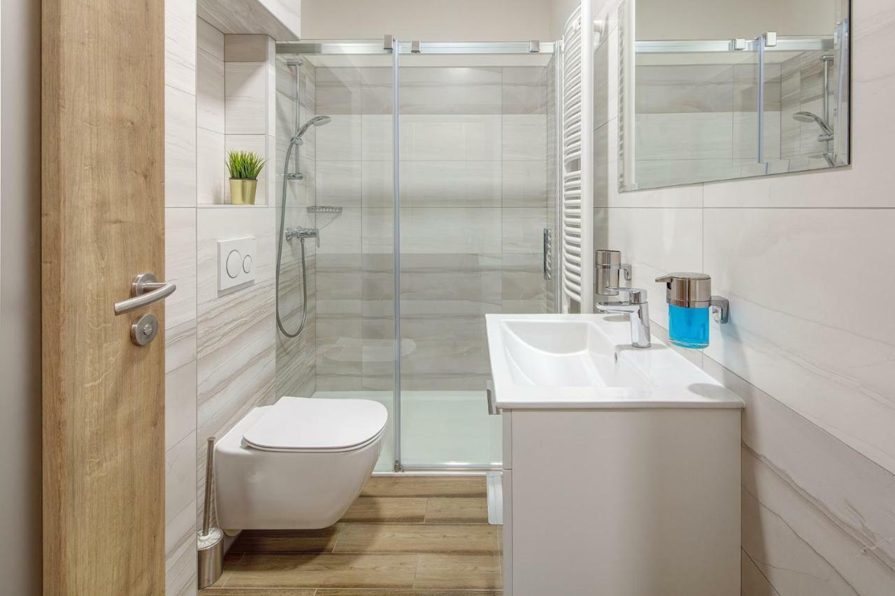Apartmány Anička Zelezna Ruda Exterior foto